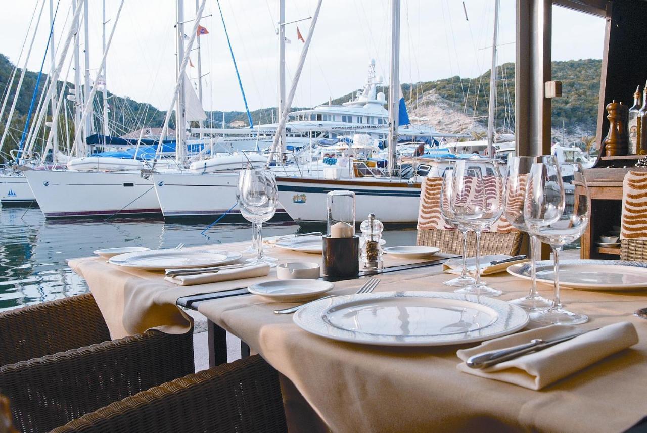 Hotel La Caravelle Bonifacio  Ngoại thất bức ảnh