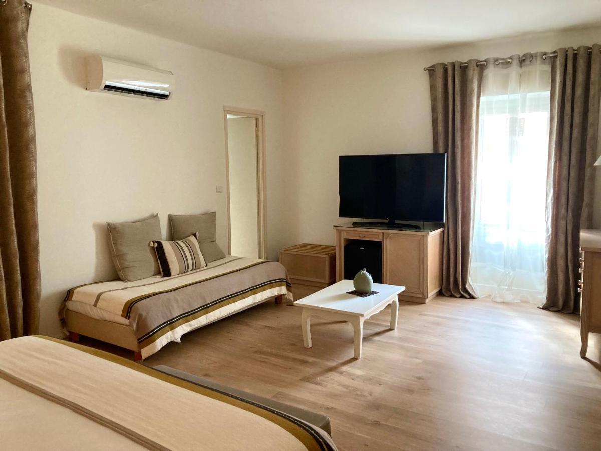 Hotel La Caravelle Bonifacio  Ngoại thất bức ảnh